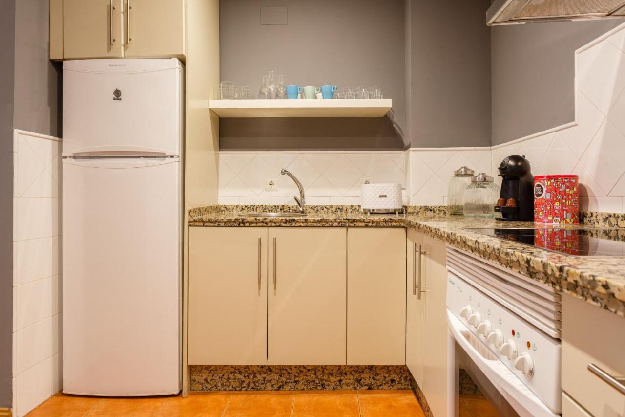 Almas Apartments Adults Only By Cadiz4Rentals Экстерьер фото