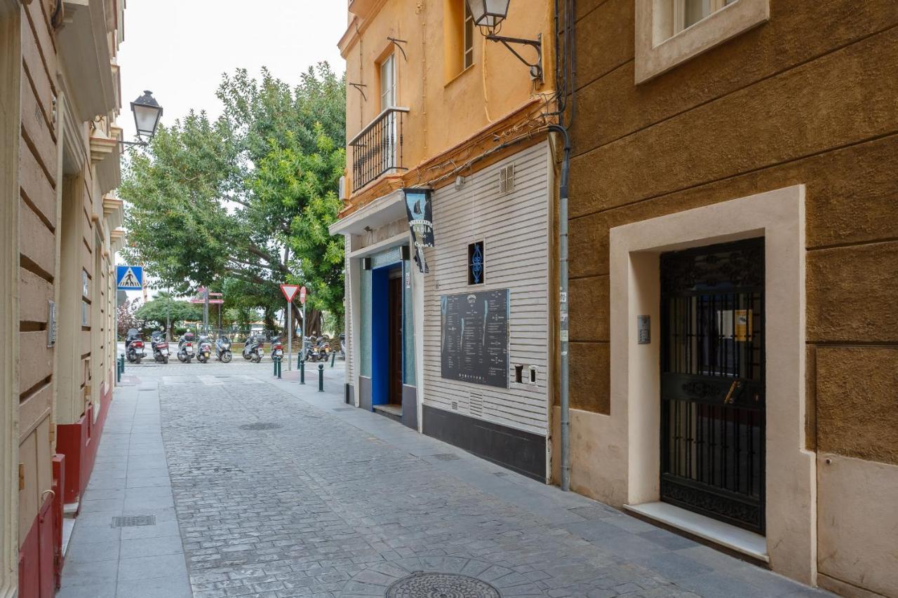 Almas Apartments Adults Only By Cadiz4Rentals Экстерьер фото